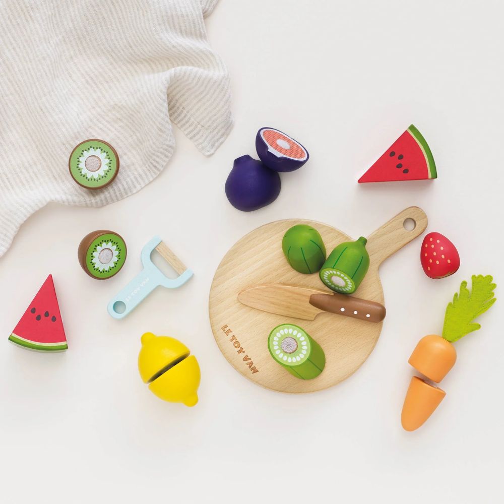 Le Toy Van Wooden Chopping Board & Sliceable Play Food
