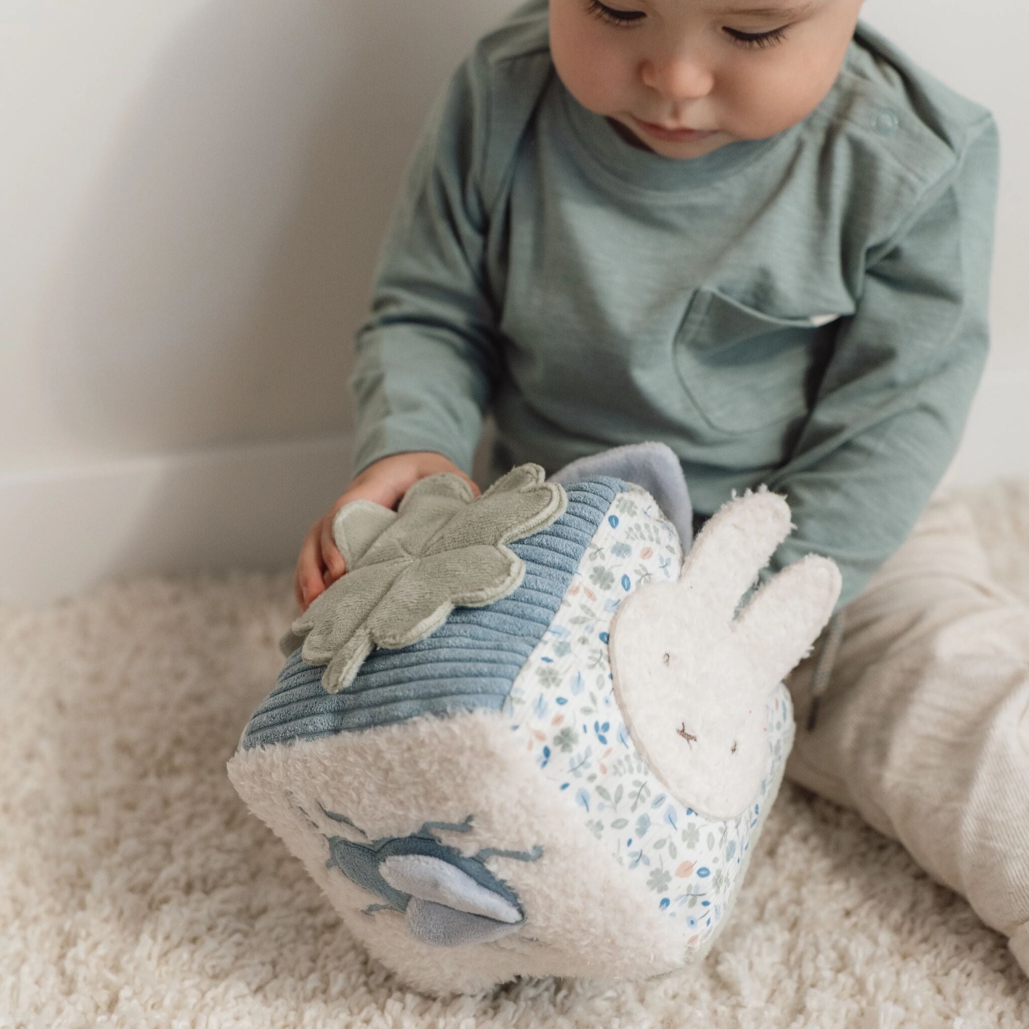 Miffy x Little Dutch Activity cube - Lucky Leaves