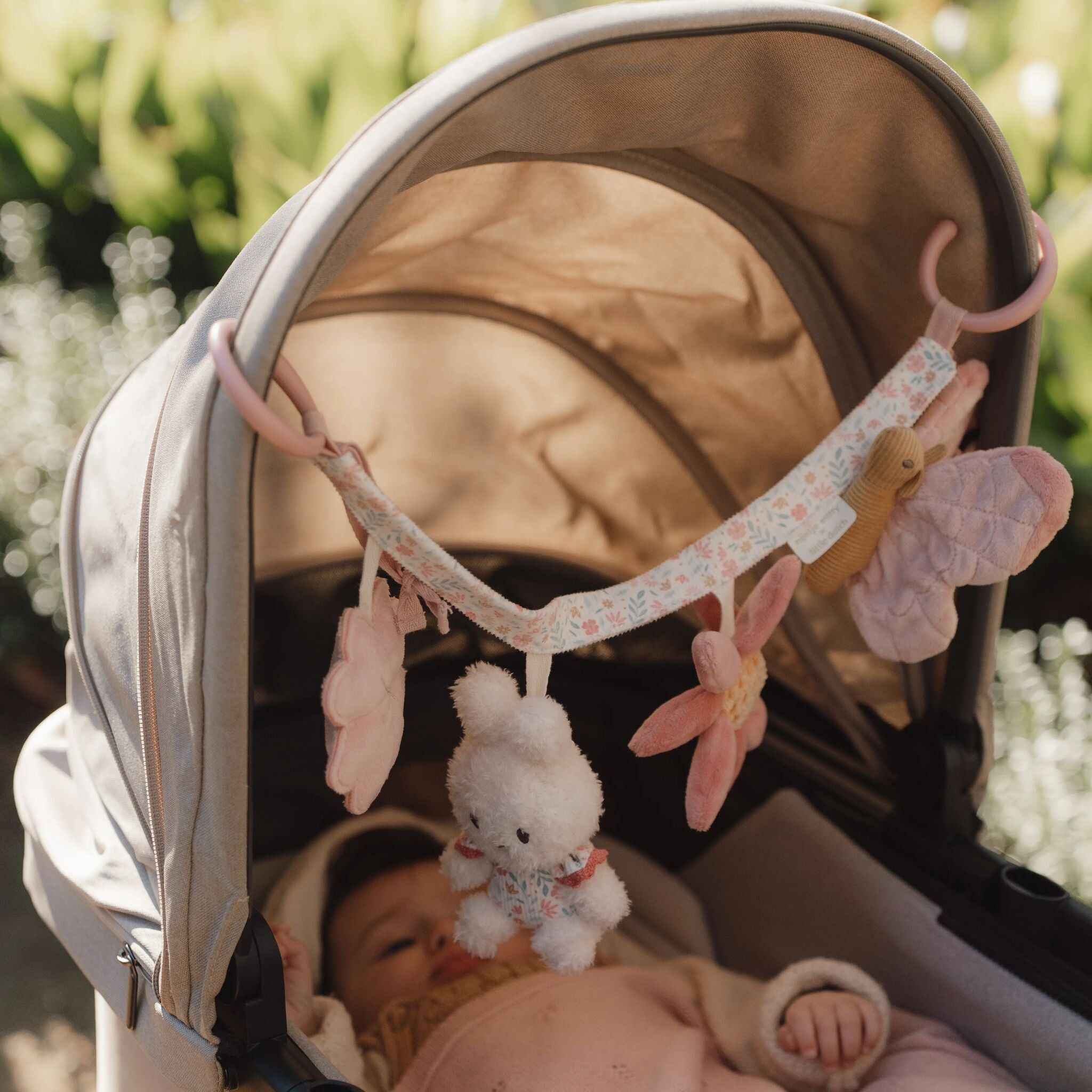 Miffy x Little Dutch Stroller Toy Chain – Lucky Blossom – All The Kids